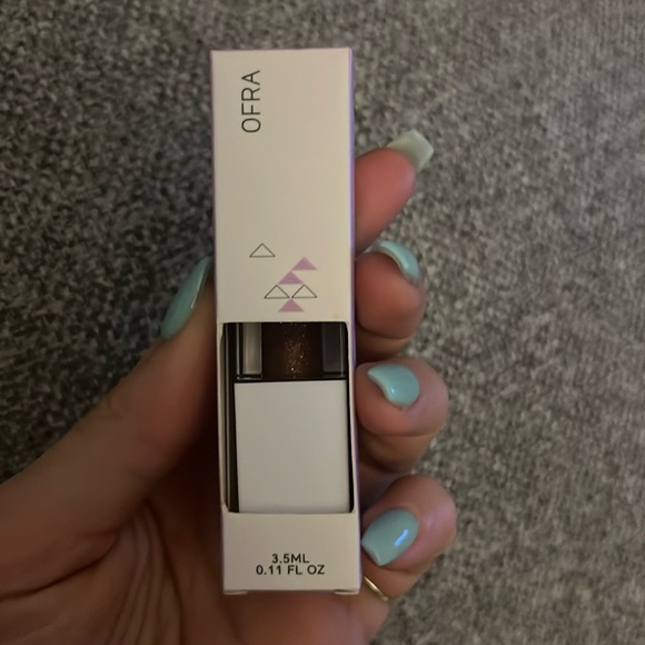 Ofra Lip Gloss - Truffle - Picture 2 of 2